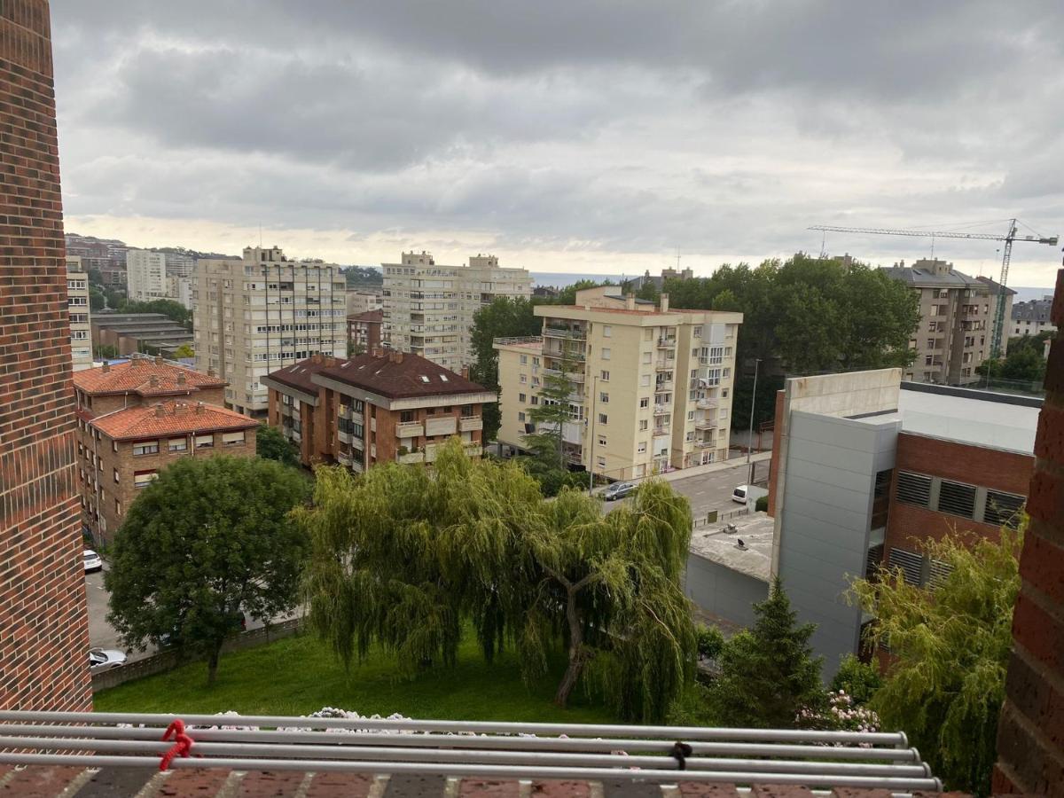 Jose Simon Cabarga Apartment *