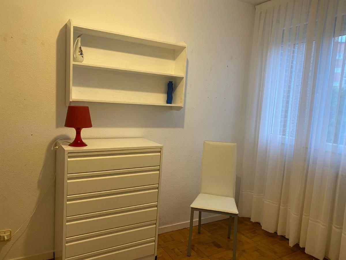 Apartment Jose Simon Cabarga *